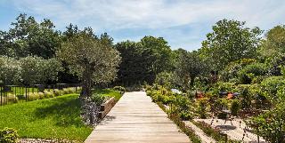 Гостиница Best Western Plus Le Lavarin