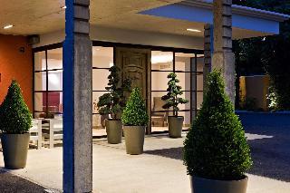 Гостиница Best Western Plus Le Lavarin