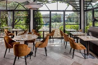 Гостиница Best Western Plus Le Lavarin