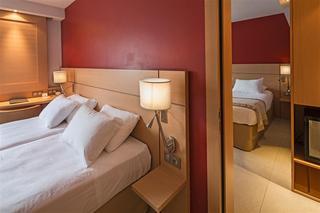 Гостиница Best Western Plus Le Lavarin