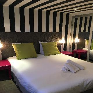 Гостиница The Element Hotel