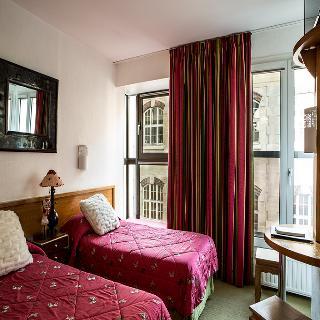 Гостиница Aberotel Montparnasse Tour Eiffel
