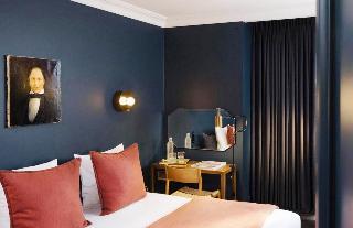 Coq Hotel (Community of Quality)