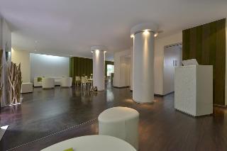 Hotel Le Quartier Bercy Square