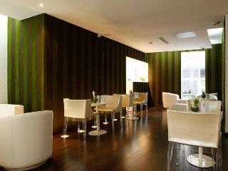 Hotel Le Quartier Bercy Square