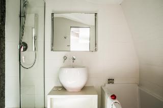 Hotel Le Quartier Bercy Square