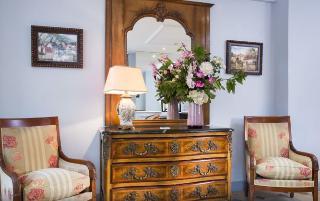 Гостиница Relais Saint Honore 