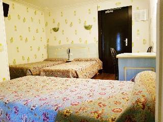 Гостиница Ibis Styles Paris Gare de l'Est Magenta