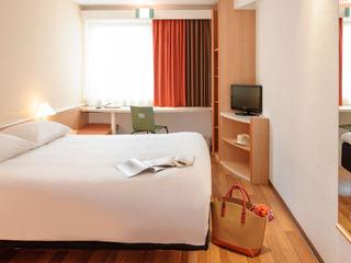 Гостиница ibis Stuttgart Centrum