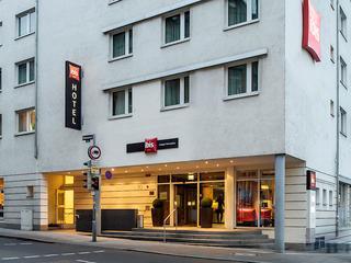 Гостиница ibis Stuttgart Centrum