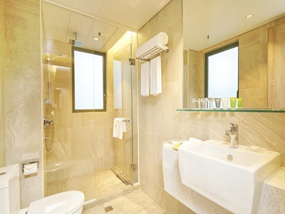 Гостиница Hotel Ease Access Wan Chai