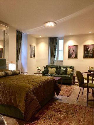 Гостиница Bohemian Suites Athens