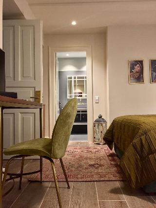Гостиница Bohemian Suites Athens
