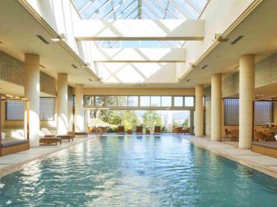 Гостиница Shirahama Coganoi Resort And Spa