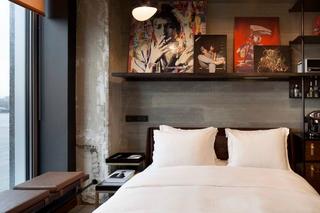 Hotel Sir Adam
