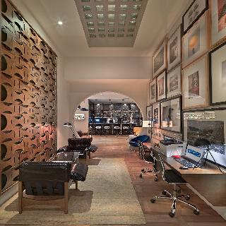 Гостиница H10 Cubik