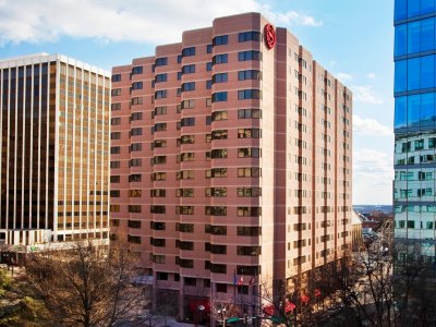 Гостиница Sheraton Suites Wilmington Downtown