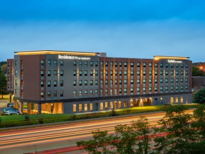 Гостиница Fairfield Inn And Suites Boston Waltham