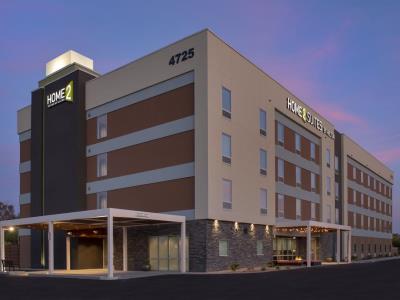 Гостиница Home2 Suites Phoenix Airport South