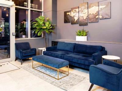 Гостиница La Quinta Inn Suites Times Square South