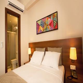 Hotel Cordis Suites