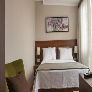Hotel Cordis Suites