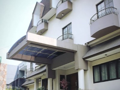 Hotel Chandra Residence