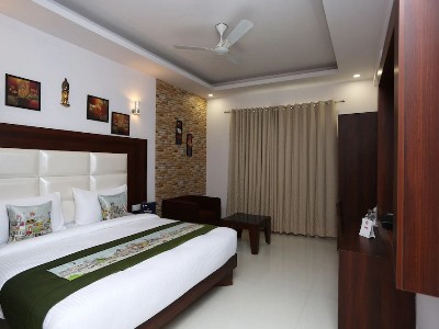 Hotel Arch