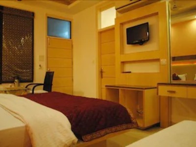Hotel Baba Deluxe
