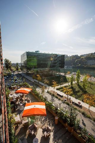 Гостиница MOB Hotel Lyon Confluence