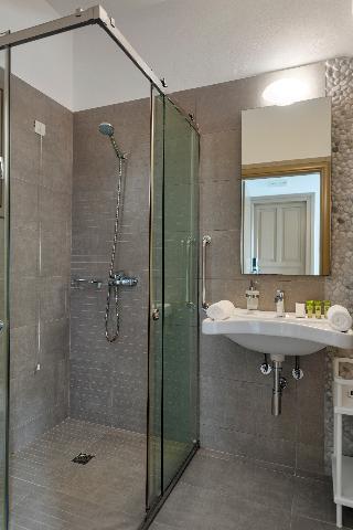 Hotel Lithos by Spyros & Flora