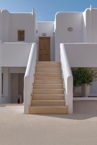 Hotel Lithos by Spyros & Flora