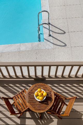 Hotel Lithos by Spyros & Flora