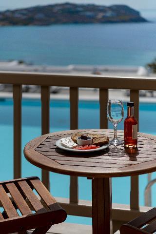 Hotel Lithos by Spyros & Flora