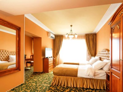 Гостиница Studio One Accommodation Suites