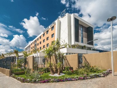 Hotel Golden Tulip Royaume