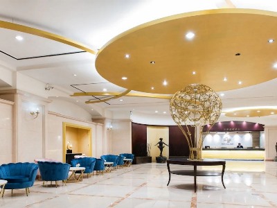 Гостиница Crystal Plaza  Kaohsiung
