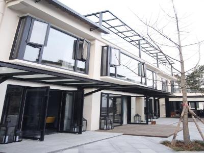 Гостиница Lotus Glade 52