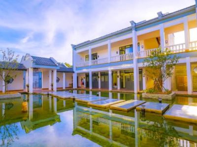 Гостиница Yiyun Botique Inn Yunqi Yashe Tonglu