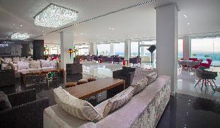 King Evelthon Beach Hotel & Resort