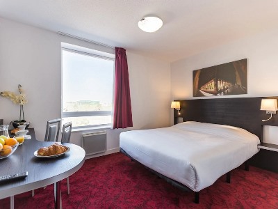 Гостиница Zenitude Hotel - Residences Fluvia