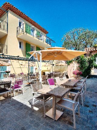 Гостиница La Bastide de l'Oliveraie
