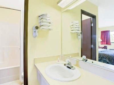 Гостиница Days Inn By Wyndham Athens