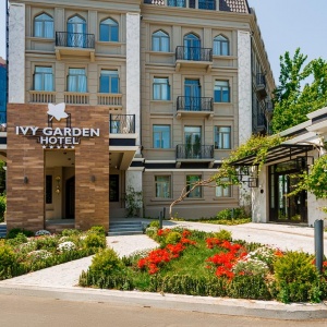 Hotel Ivy Garden Hotel