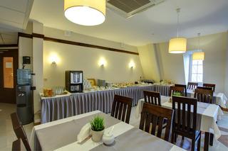 Гостиница Piast Hotel