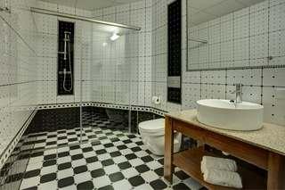 Гостиница Piast Hotel