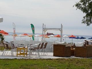 Hotel Beach Break