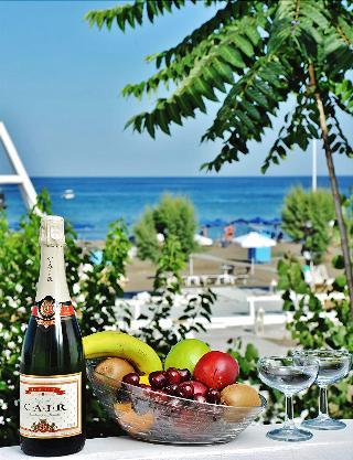 Hotel Beach Break