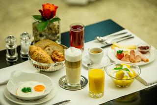 Гостиница Dasbreitehotel Am Rhein