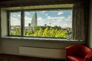 Гостиница Dasbreitehotel Am Rhein